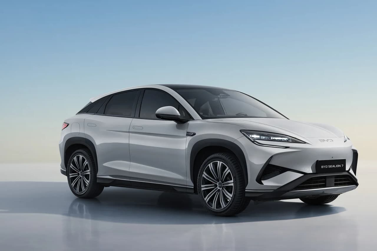 BYD Sealion 7
