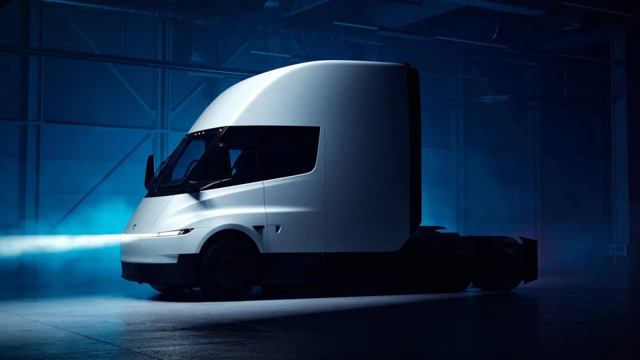 Tesla Semi