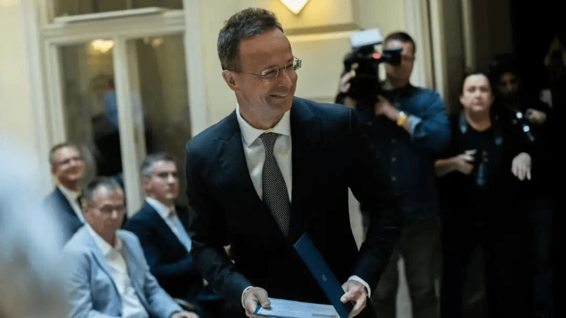 Hungary’s Ex-Foreign Minister Joins BYD as Senior Executive