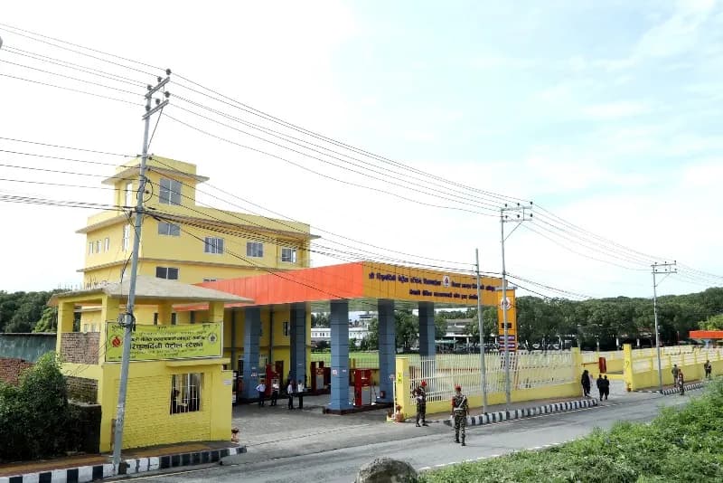 Nepal Oil Corporation maintains fuel prices despite fortnightly losses