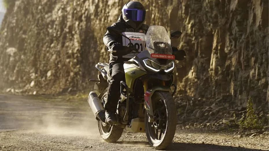 TVS Apache RTX 300