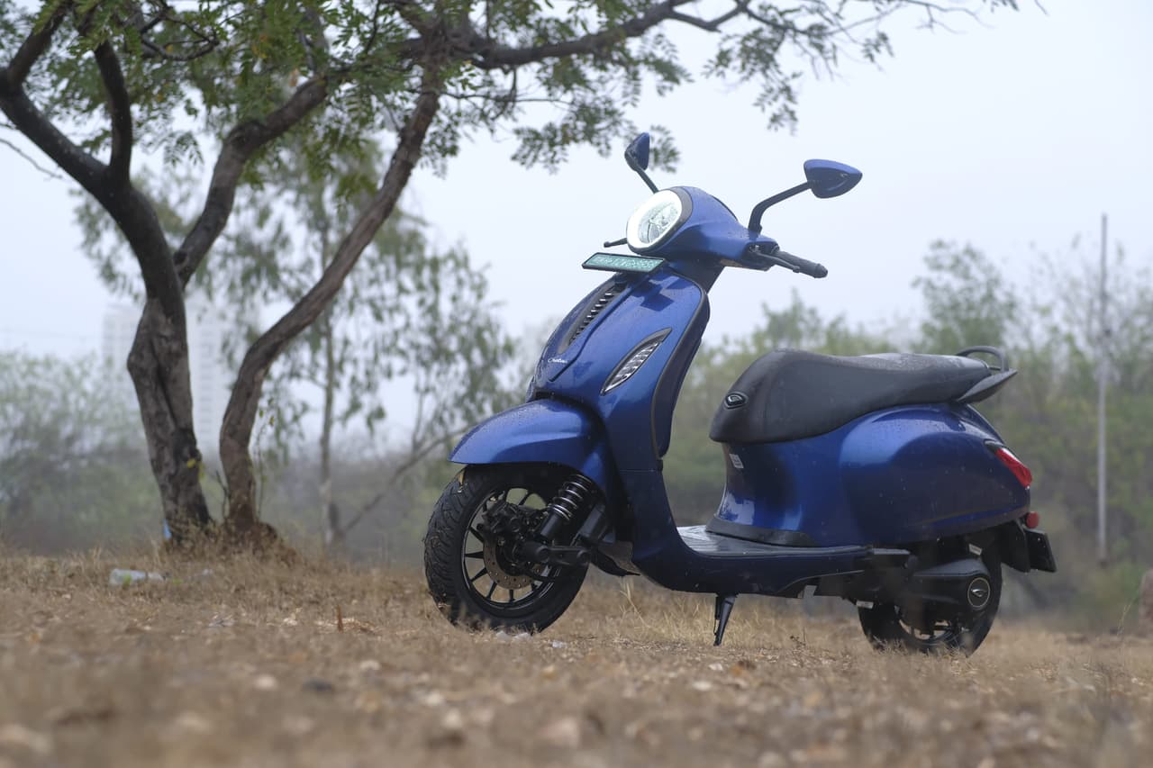 Bajaj Chetak C2501