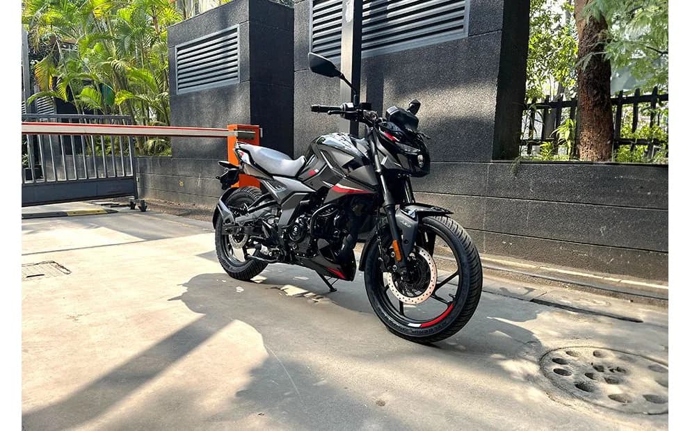 Bajaj Pulsar N150