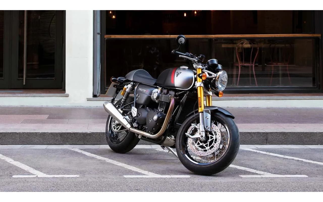 Triumph Thruxton RS in Nepal