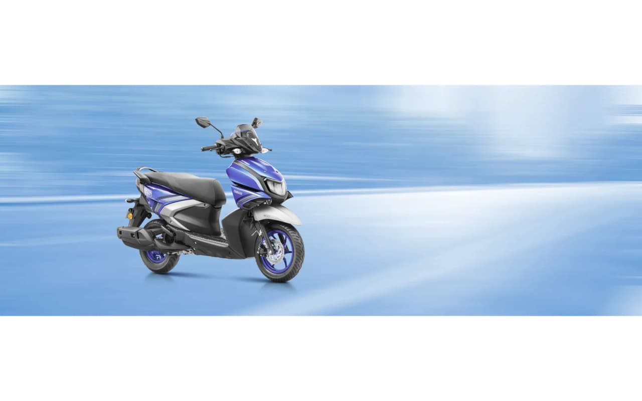 side view — Yamaha RayZR 125 in Nepal