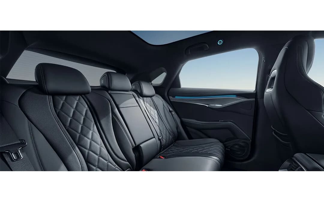 BYD Sealion 7